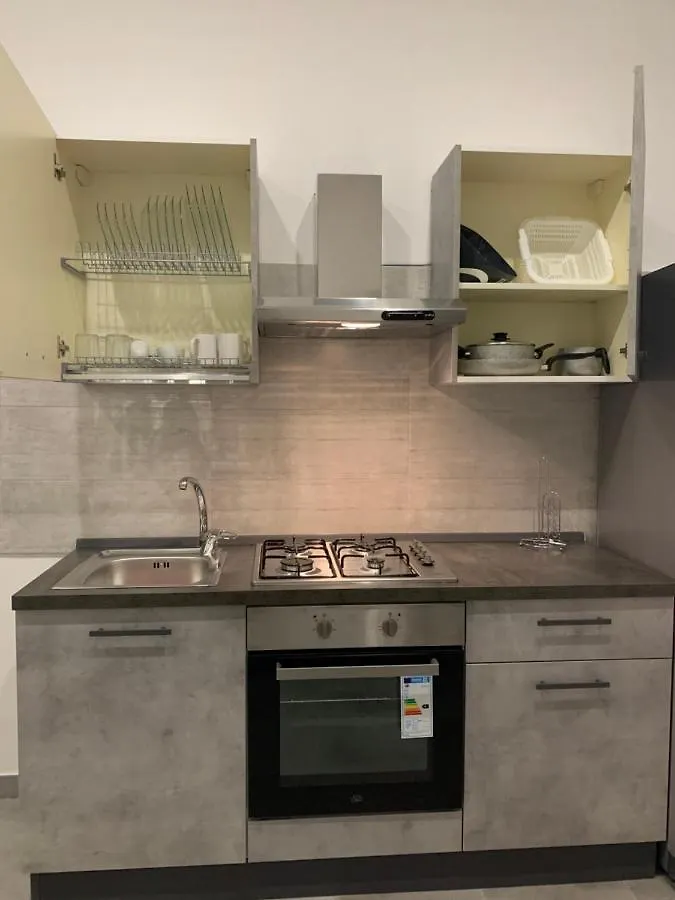 Miris Apartment Fast Comfortable Naples Airport Capodichino 25 Minutes Walk Self Check-In
