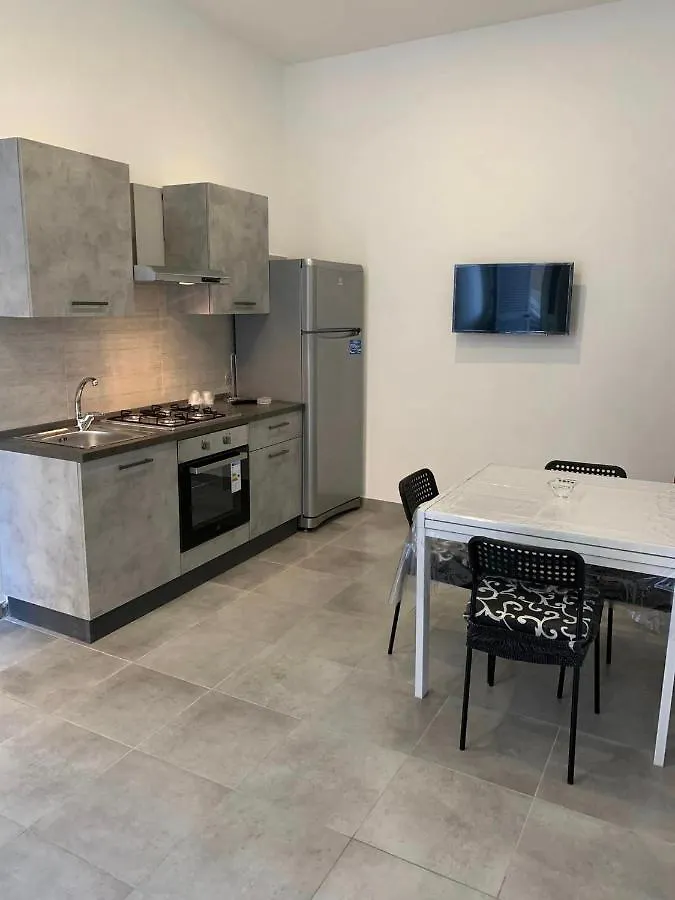 Miris Apartment Fast Comfortable Naples Airport Capodichino 25 Minutes Walk Self Check-In
